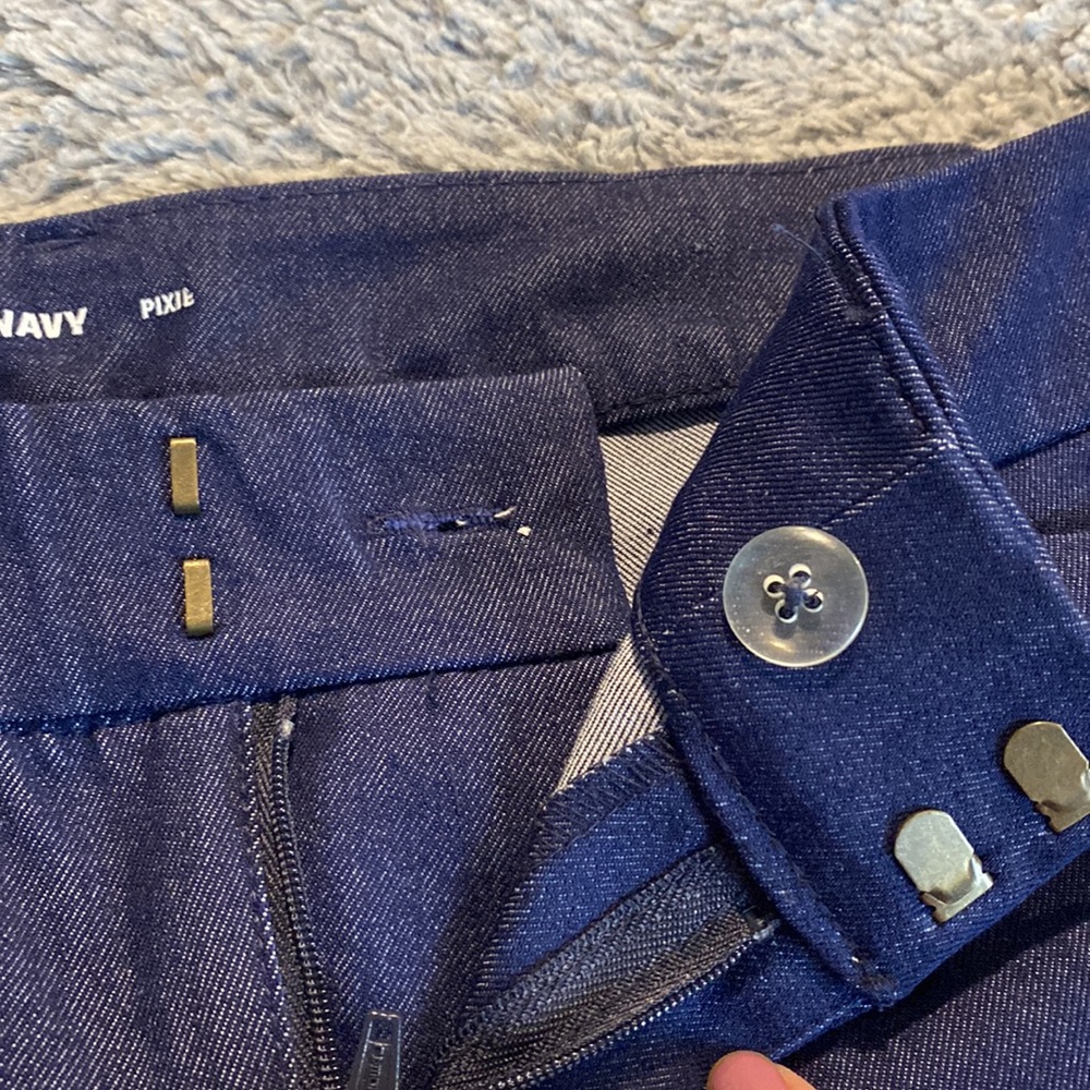 Old navy - Picture 5 of 5